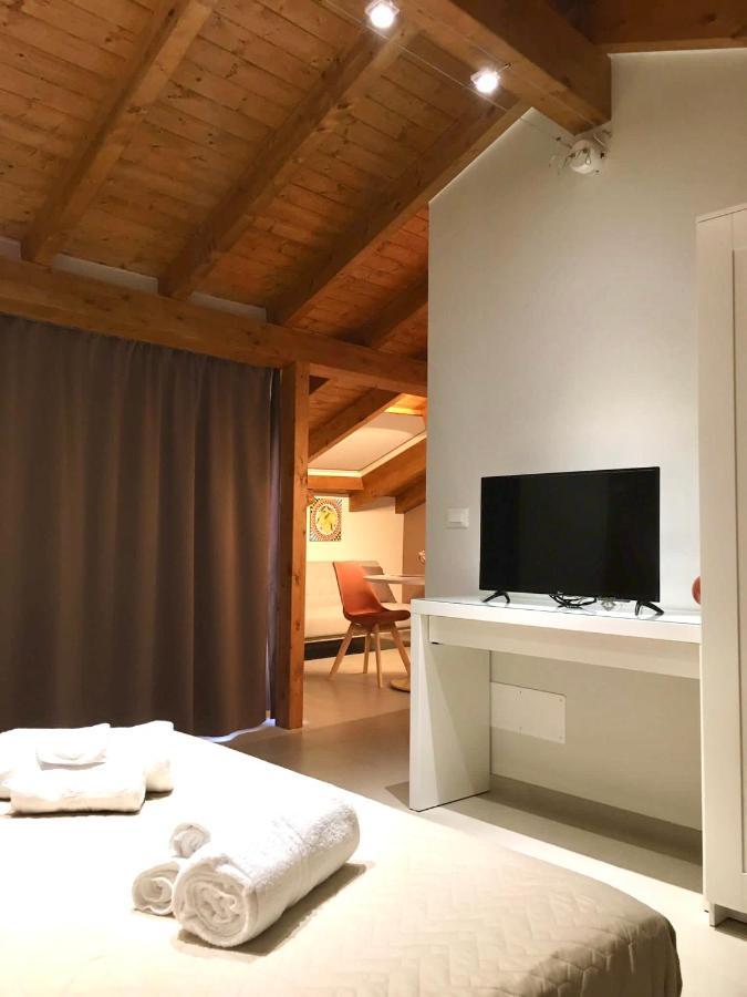 Sabbinirica House Apartment คาตาเนีย ภายนอก รูปภาพ