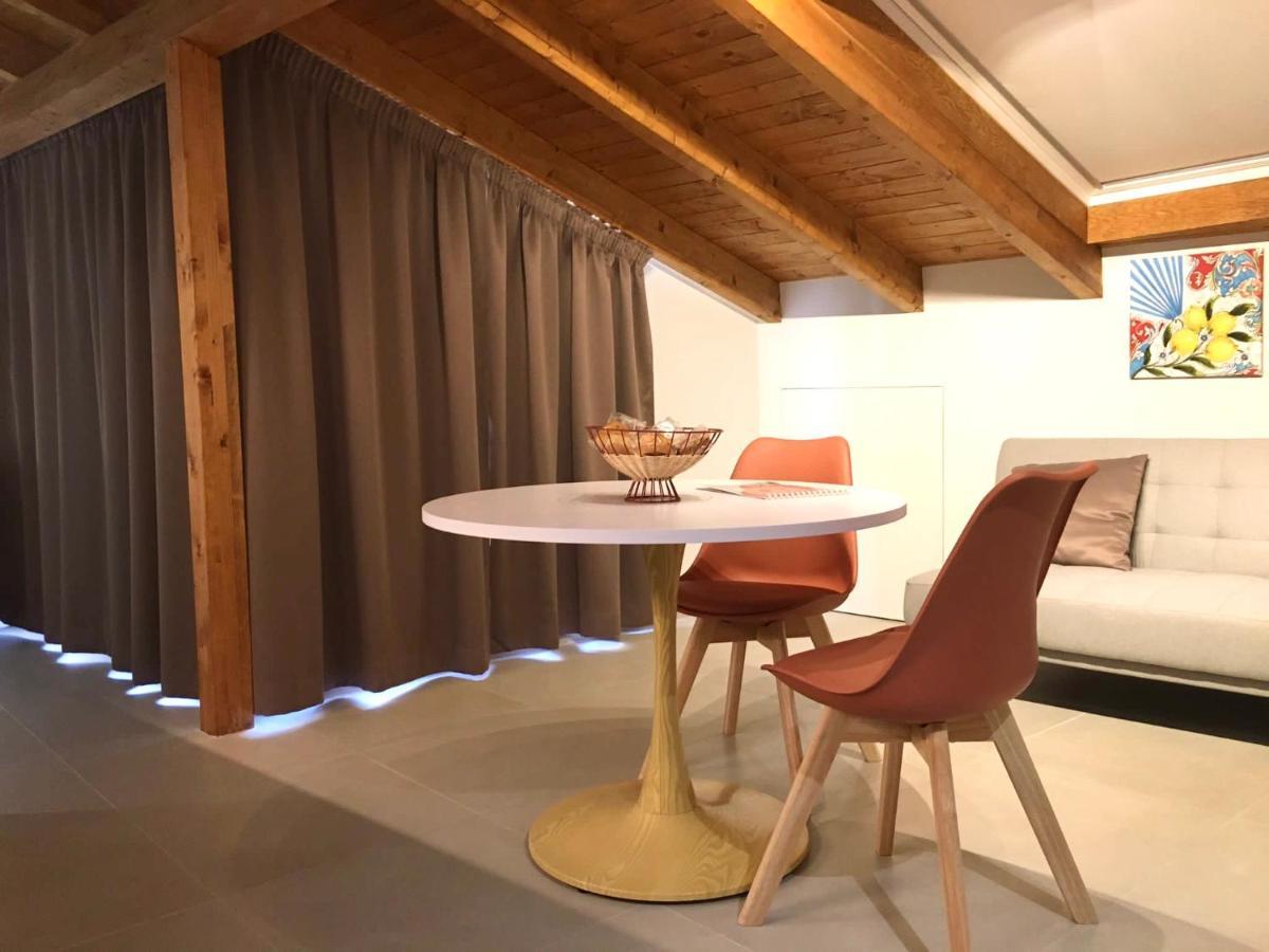 Sabbinirica House Apartment คาตาเนีย ภายนอก รูปภาพ